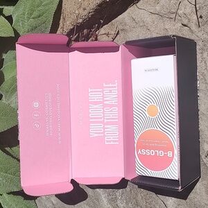 Maelys B-Glossy Smoothing Body Serum 100ml bottle